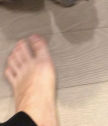 Feet Cameron Dallas 5d02d8cbebf58.jpg
