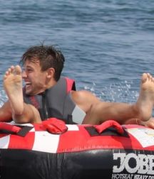 Feet Cameron Dallas 5d02d8cecc13d.jpg