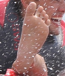 Feet Cameron Dallas 5d02d8e101d81.jpg