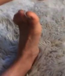 Feet Cameron Dallas 5d02d8fe684b3.jpg
