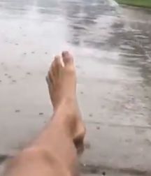 Feet Cameron Dallas 5d02d928d4203.jpg