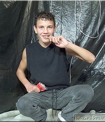 Darius David Egor 5d08cab2079d1.jpg