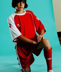 Boy in socks 5d0b719716acd.jpg