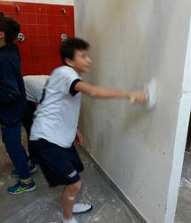 Boy in socks 5d0b7616e6ef5.jpg