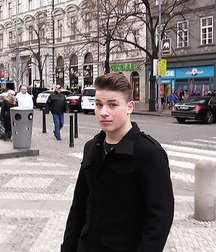 Boy 5d0c09ef3ed53.jpg