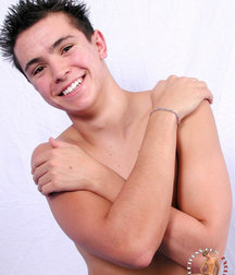 Boy 2 5d40994632d83.jpg