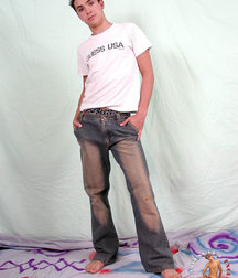 Boy 2 5d409ec0227e7.jpg