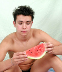 Boy 2 5d40a2054e9e5.jpg