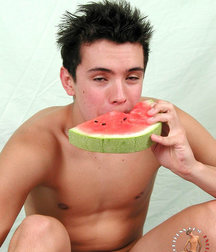 Boy 2 5d40a213b4339.jpg