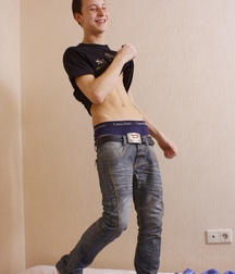 Sexy boy 5d4286a8d46f1.jpg
