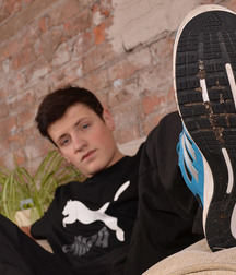 James - Sneakers Boy Porn  5e24931c44481.jpg