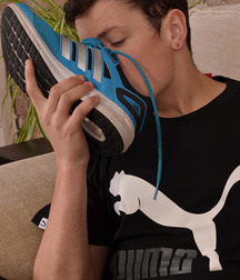 James - Sneakers Boy Porn  5e24938a48777.jpg