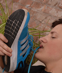 James - Sneakers Boy Porn  5e2493b107e6b.jpg