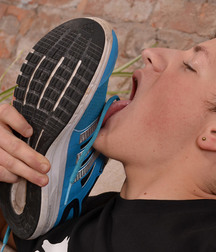 James - Sneakers Boy Porn  5e2493bad64e8.jpg