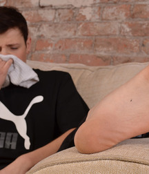 James - Sneakers Boy Porn  5e2493e746165.jpg