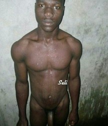 Naked African men - Solo 5ce73c573e69e.jpg