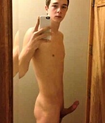 DING DONG....RING MY HEART GAY TUBE TWINKS PORN 5f445e14cd059.jpg