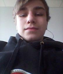 Me 5cf25d4029e4f.jpg