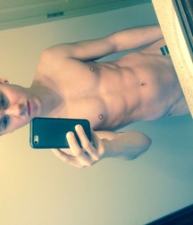 Tumblr boy 5d0803d007dbe.jpg