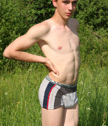 Vik (Outdoors) First Set 5cf81de07b63d.jpg