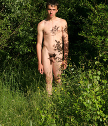 Vik (Outdoors) First Set 5cf81e49b1eb1.jpg