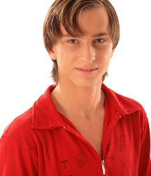 Tommy First Set 5cf8c281706e0.jpg