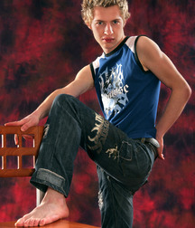 Artur First and Last Set 5d291f747f24b.jpg