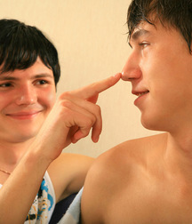 Tom and Nikky 5d2e1f8cd36bd.jpg