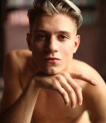 Alain 5d2f6ef114e8b.jpg