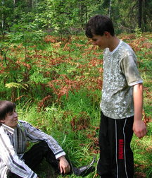 Alex and Deiv (Outdoors) 5d2f9b47f0eae.jpg