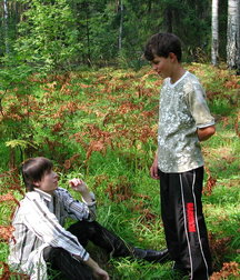 Alex and Deiv (Outdoors) 5d2f9b4cae139.jpg