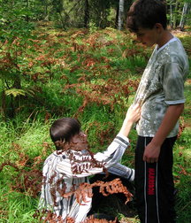 Alex and Deiv (Outdoors) 5d2f9b519662c.jpg