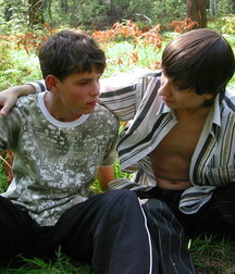 Alex and Deiv (Outdoors) 5d2f9b5473684.jpg