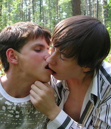 Alex and Deiv (Outdoors) 5d2f9b5aac658.jpg