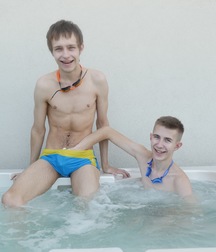 Ben Kingston, Dominik Black 5d30ed60df5e4.jpg