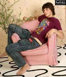 Ernesto - Room Sex 5d3218ca32c05.jpg