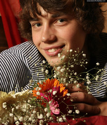 Ernesto - Flower Boy 5d322fd6ad90c.jpg