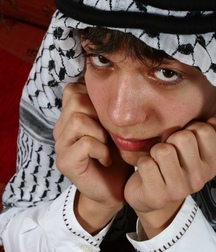 Kane as Arab Boy 5d33129ba380b.jpg