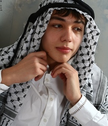 Kane as Arab Boy 5d3312a2efeed.jpg