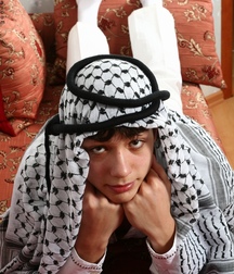 Kane as Arab Boy 5d3312abe27f7.jpg