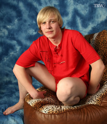 Vova in the Studio (Older) 5d3a2227c83d3.jpg