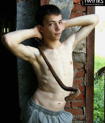 nikita in a Barn 5d3b6ebe9bdb4.jpg