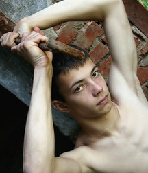 nikita in a Barn 5d3b6ed79de89.jpg