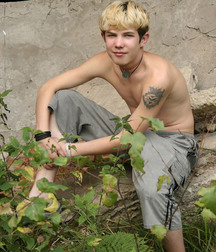 Hans 5d3cc6e6a60fc.jpg