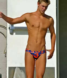 Speedo Boys - No Nude - No Sex Involved 5d3ecbd49bbf7.jpg