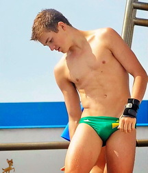Speedo Boys - No Nude - No Sex Involved 5d3ecc44773da.jpg