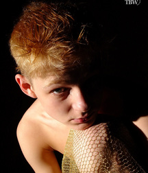 Willy 18 Years of Age - First Photo Shoot 5d40d5e668c5d.jpg