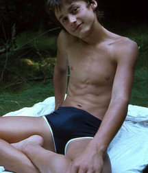 Random Boys 1 - No Nude & No Sex 5d43493dad934.jpg