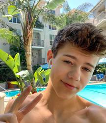 Random Boys 2 - No Nude & No Sex 5d43498c718ae.jpg