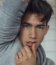Random Boys 2 - No Nude & No Sex 5d434a57470ef.jpg